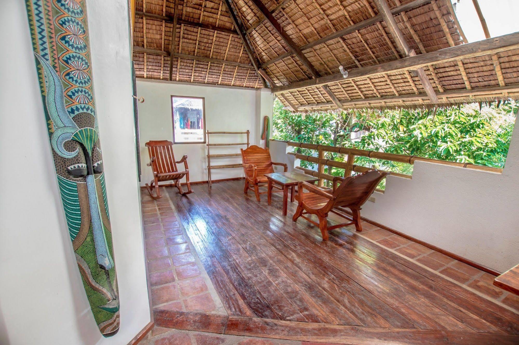 Bamboo Bungalows Resthouse Balabag  Exteriér fotografie