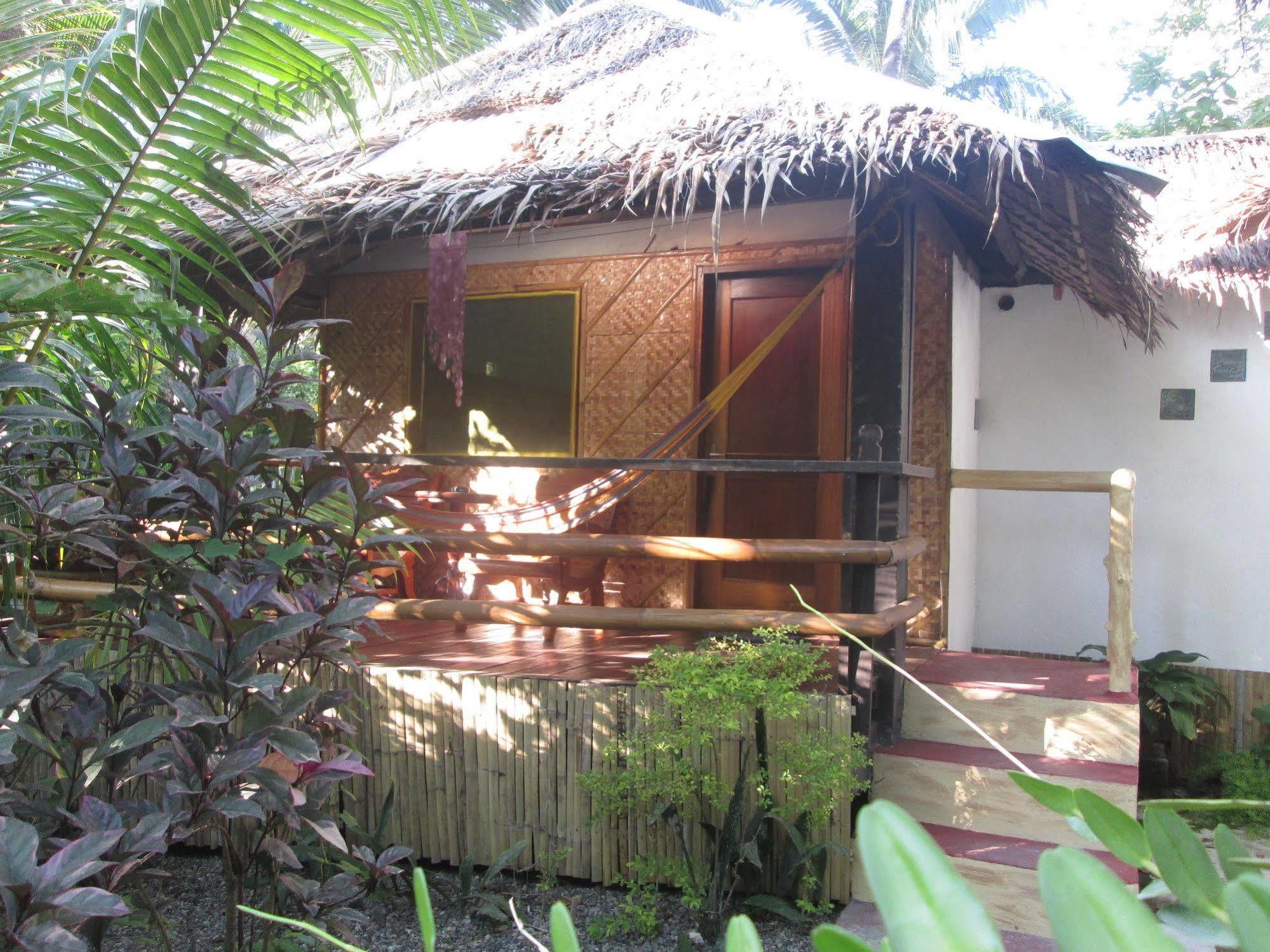 Bamboo Bungalows Resthouse Balabag  Exteriér fotografie