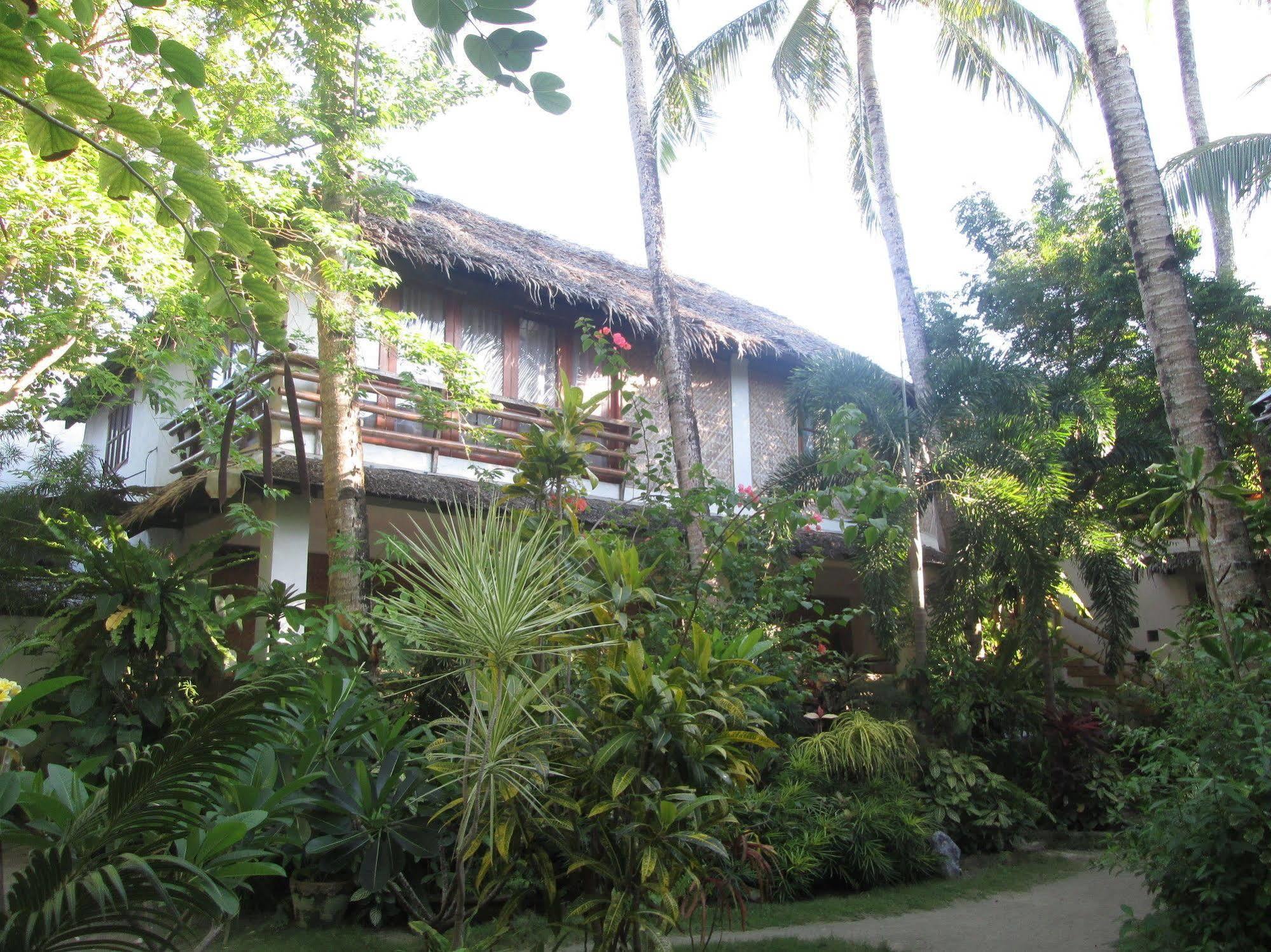 Bamboo Bungalows Resthouse Balabag  Exteriér fotografie